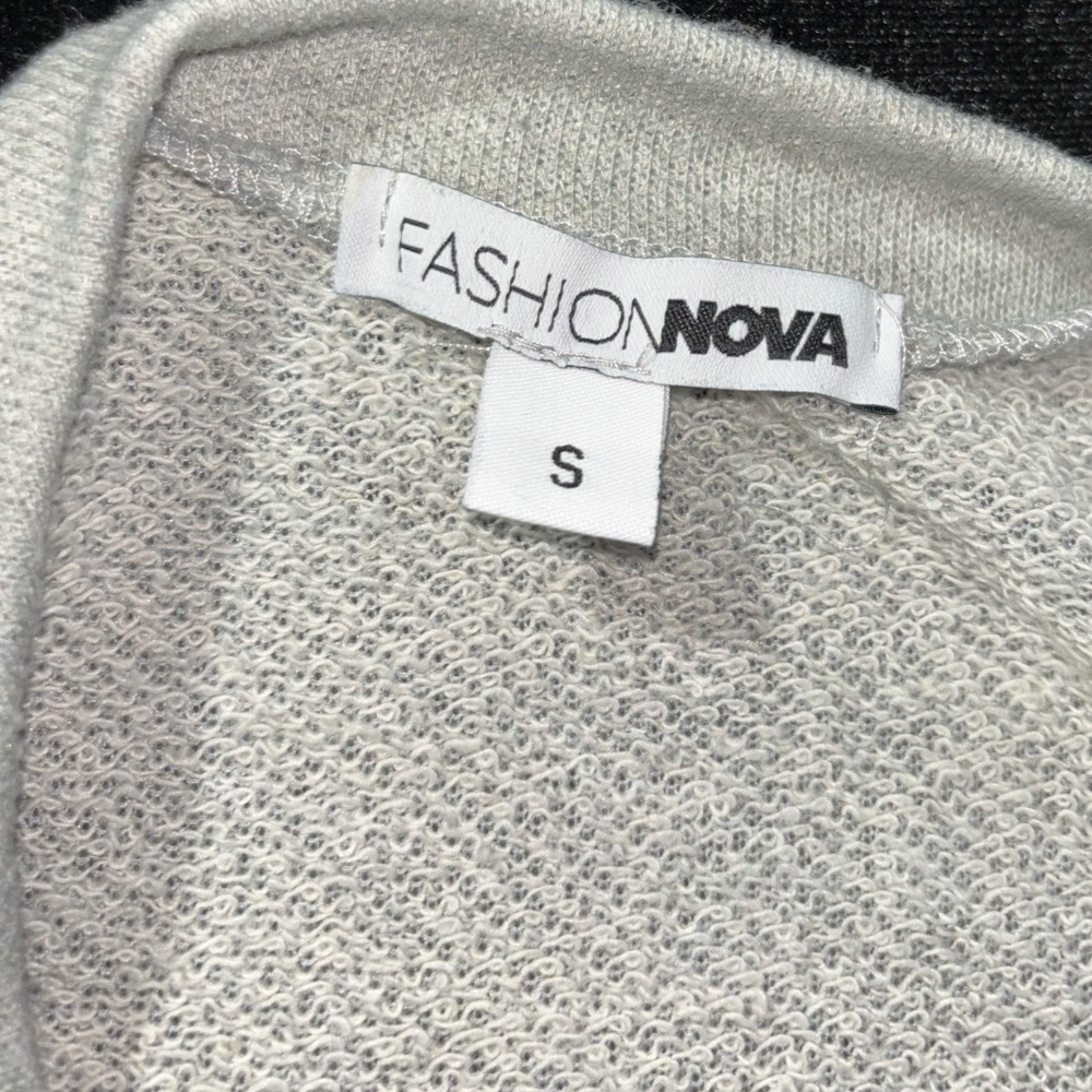FashionNova - Drawstring - Sweater - S - Picture 4 of 4